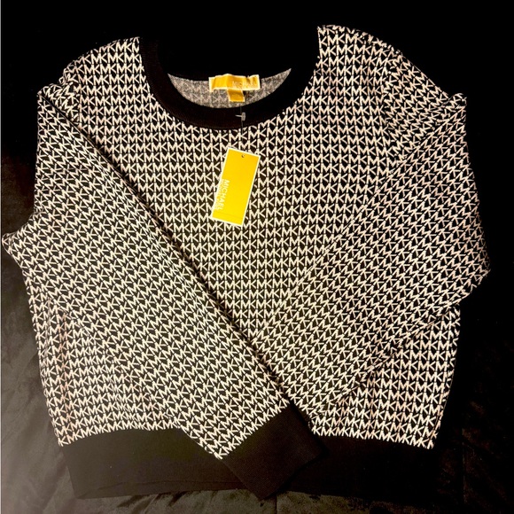 NWT Michael kors Women’s logo sweater Black Size XL - Picture 2 of 8